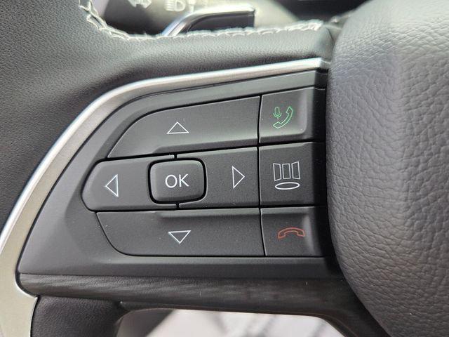 2025 Jeep Grand Cherokee Altitude X 4x2