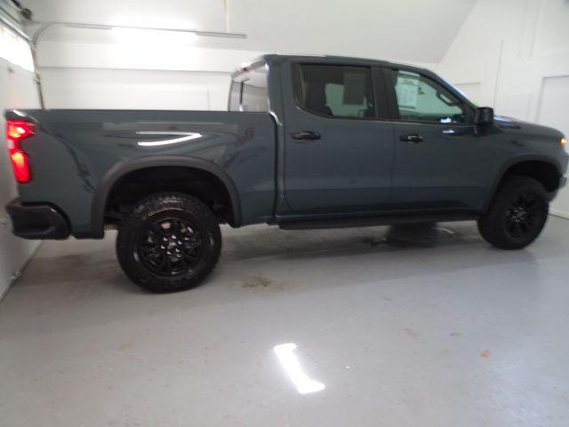 2025 Chevrolet Silverado 1500 4WD Crew Cab Short Bed ZR2