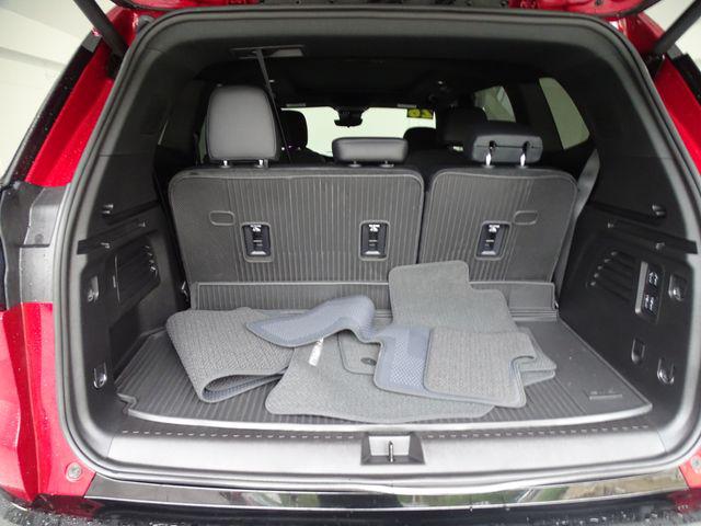 2026 GMC Acadia Denali AWD