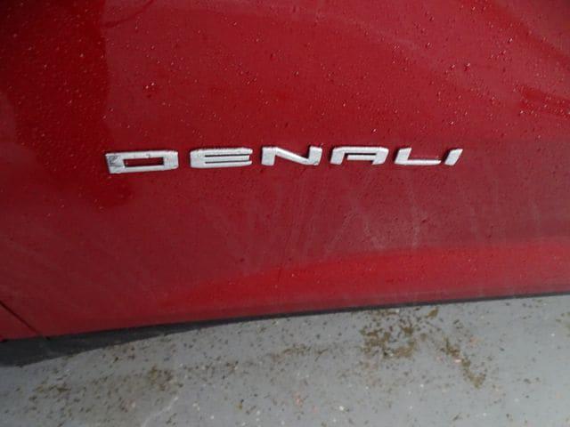 2026 GMC Acadia Denali AWD