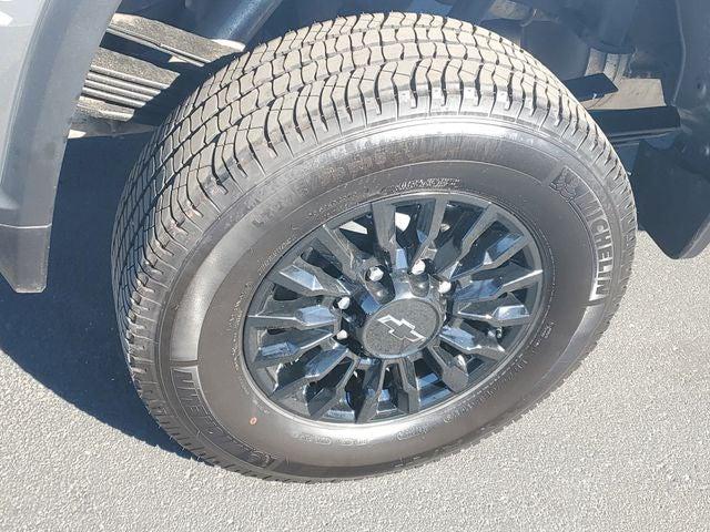 2025 Chevrolet Silverado 3500HD 4WD Regular Cab Long Bed Work Truck