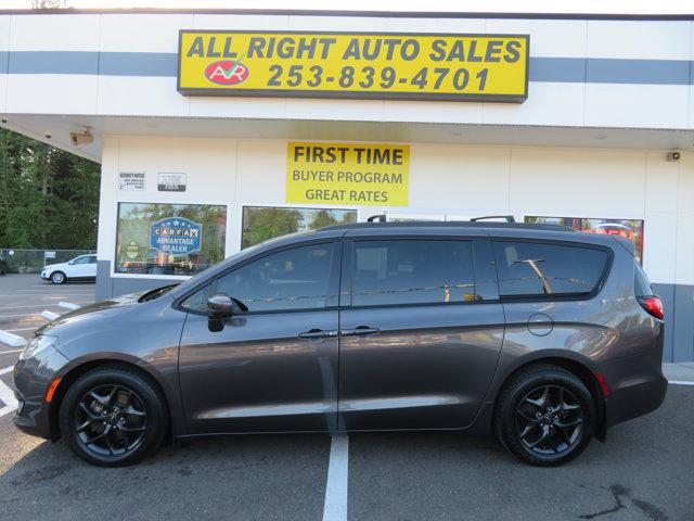 2020 Chrysler Pacifica Touring L Plus