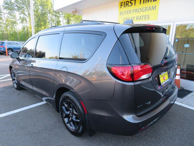 2020 Chrysler Pacifica Touring L Plus