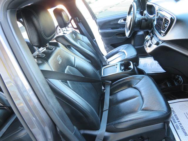 2020 Chrysler Pacifica Touring L Plus
