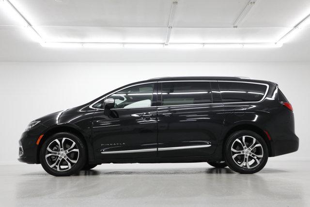 2024 Chrysler Pacifica Pinnacle AWD