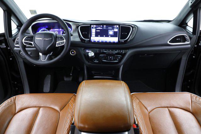 2024 Chrysler Pacifica Pinnacle AWD