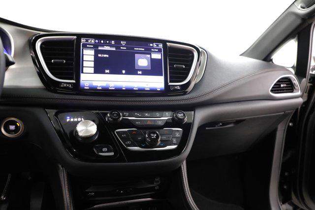 2024 Chrysler Pacifica Pinnacle AWD