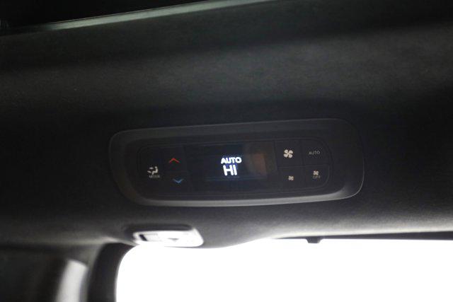 2024 Chrysler Pacifica Pinnacle AWD