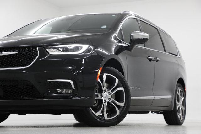 2024 Chrysler Pacifica Pinnacle AWD