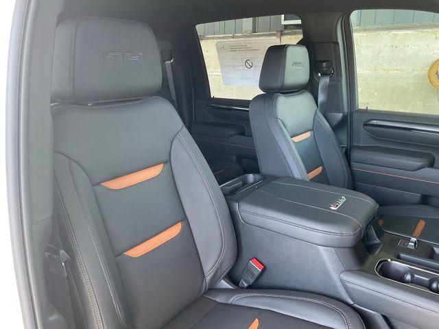 2026 GMC Sierra 2500HD Crew Cab, Standard Bed, AT4, 4WD