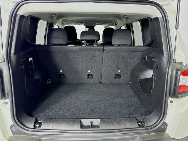 2023 Jeep Renegade Latitude 4x4