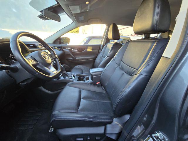 2022 Nissan Rogue Sport SL FWD Xtronic CVT
