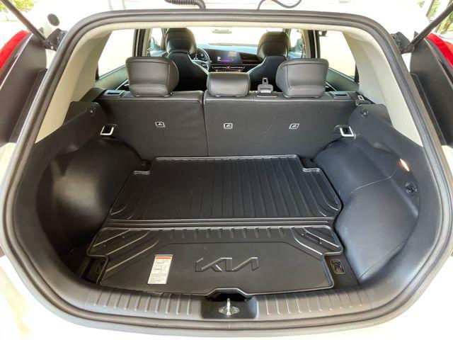 2023 Kia Niro Plug-In Hybrid EX