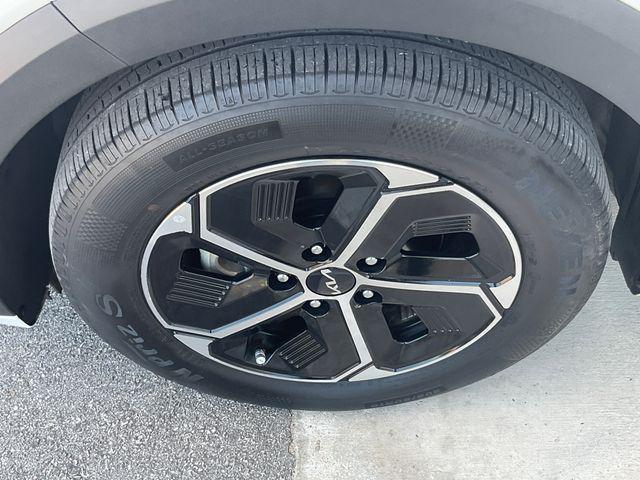 2023 Kia Niro Plug-In Hybrid EX
