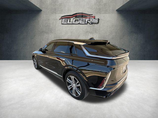 2024 Cadillac iQ Luxury w/1SC