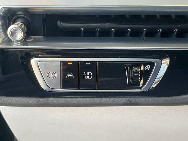 2024 Cadillac iQ Luxury w/1SC