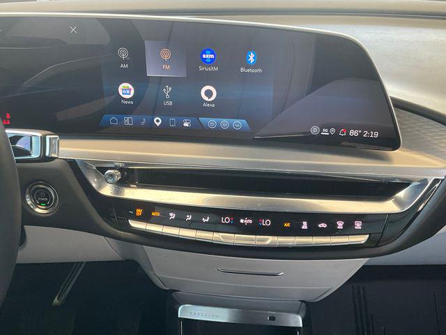 2024 Cadillac iQ Luxury w/1SC