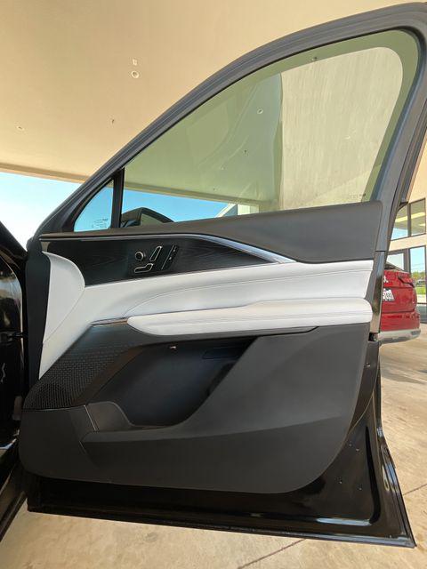 2024 Cadillac iQ Luxury w/1SC