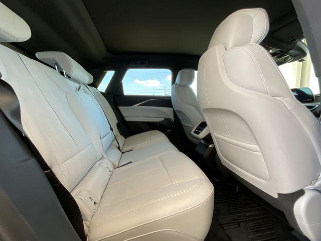 2024 Cadillac iQ Luxury w/1SC