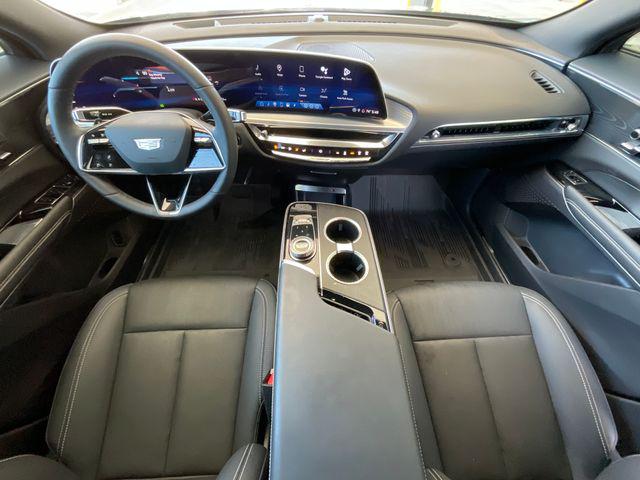 2024 Cadillac iQ Sport w/1SF
