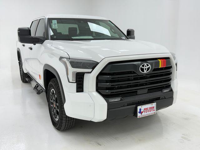 2026 Toyota Tundra Limited CrewMax 5.5' Bed