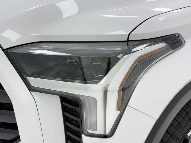 2026 Toyota Tundra Limited CrewMax 5.5' Bed