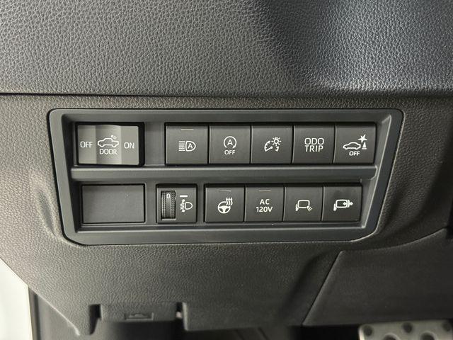 2026 Toyota Tundra Limited CrewMax 5.5' Bed