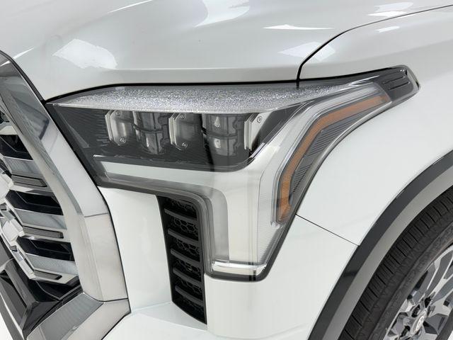 2026 Toyota Tundra Platinum CrewMax 5.5' Bed