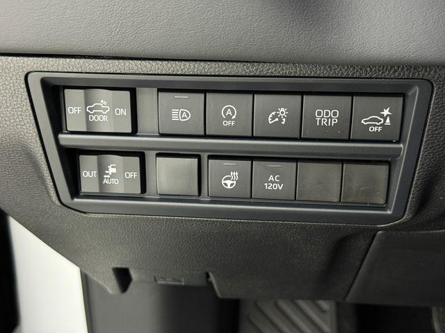 2026 Toyota Tundra Platinum CrewMax 5.5' Bed