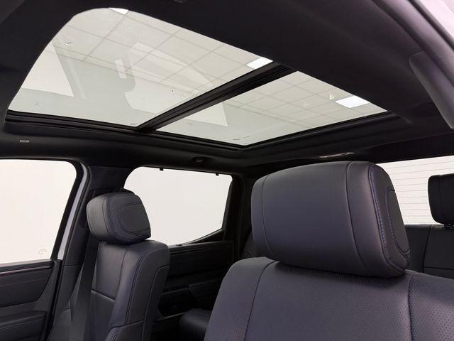 2026 Toyota Tundra Platinum CrewMax 5.5' Bed