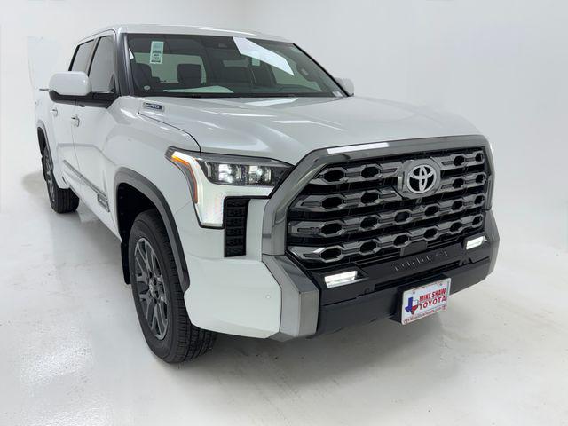 2026 Toyota Tundra Platinum Hybrid CrewMax 5.5' Bed