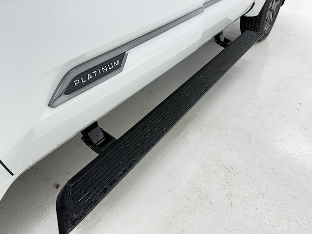 2026 Toyota Tundra Platinum Hybrid CrewMax 5.5' Bed
