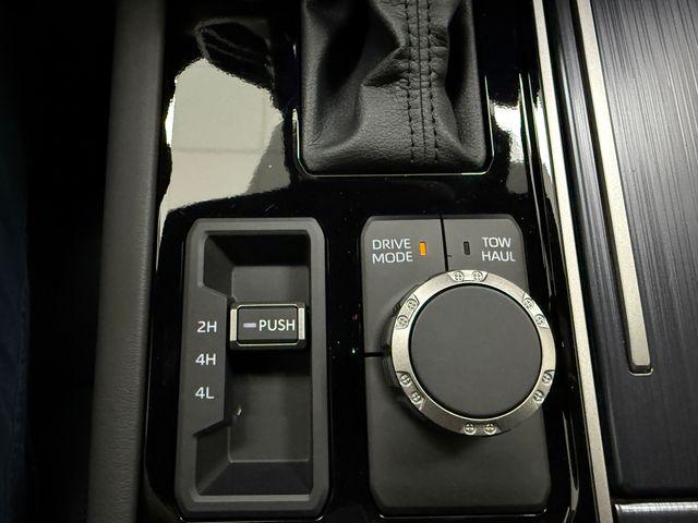 2026 Toyota Tundra Platinum Hybrid CrewMax 5.5' Bed