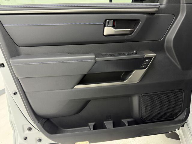2026 Toyota Tundra Platinum Hybrid CrewMax 5.5' Bed