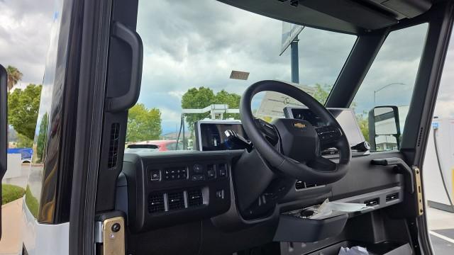 2025 Chevrolet 600 Unknown