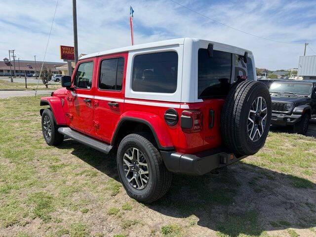 2026 Jeep Wrangler 4-Door Sahara 4x4