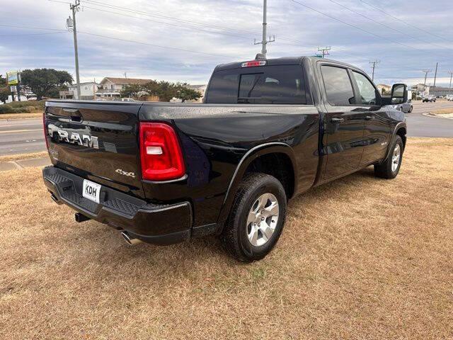 2025 Ram 1500 Big Horn Crew Cab 4x4 6'4" Box