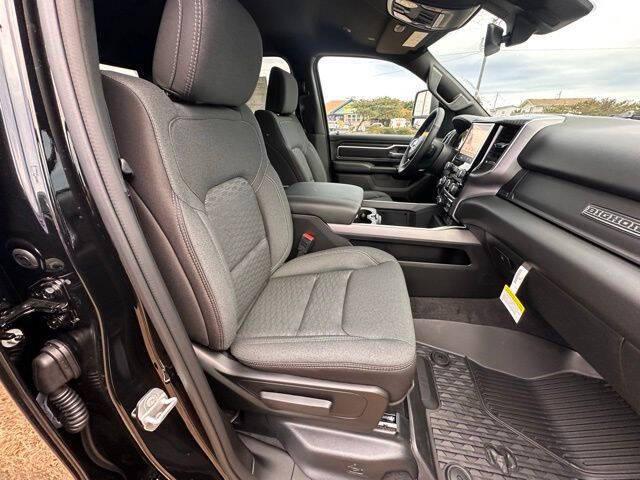 2025 Ram 1500 Big Horn Crew Cab 4x4 6'4" Box