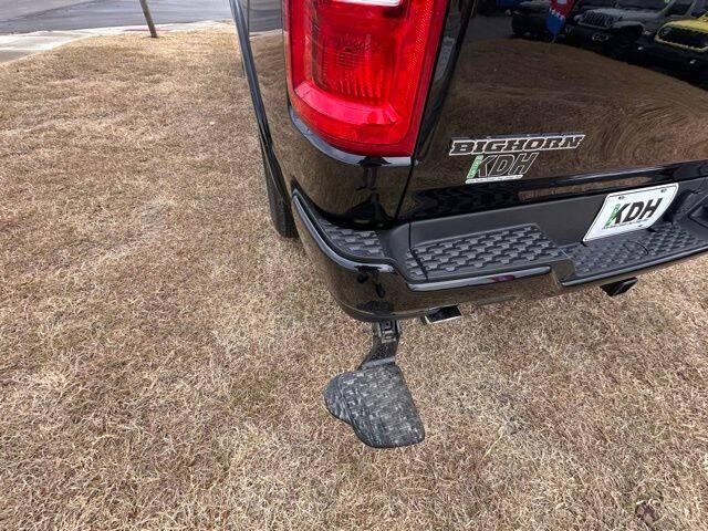 2025 Ram 1500 Big Horn Crew Cab 4x4 6'4" Box