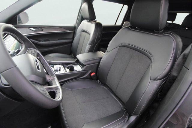 2026 Jeep Grand Cherokee L Altitude 4x4