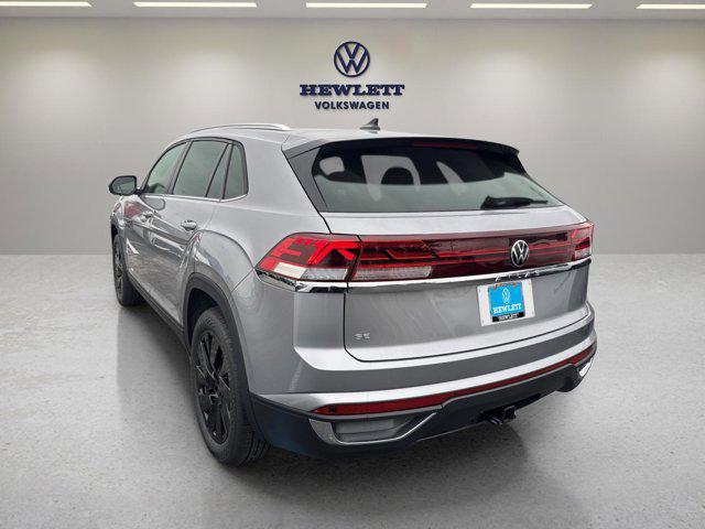 2026 Volkswagen Atlas Cross Sport SE with Technology
