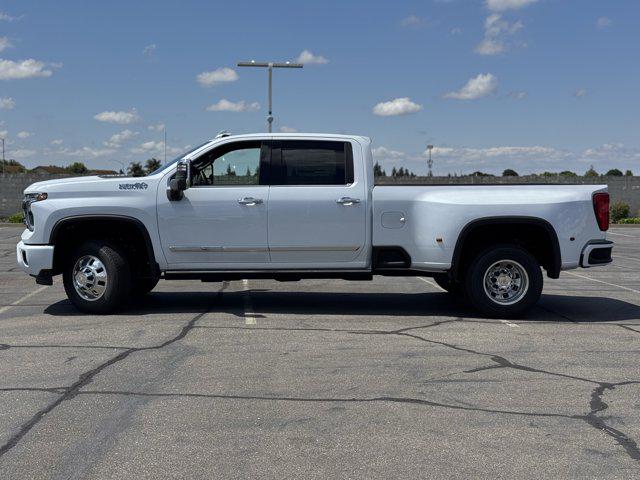 2026 Chevrolet Silverado 3500HD Crew Cab, Long Bed, High Country Dual Rear Wheel, RWD