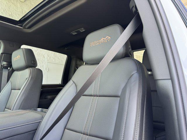 2026 Chevrolet Silverado 3500HD Crew Cab, Long Bed, High Country Dual Rear Wheel, RWD