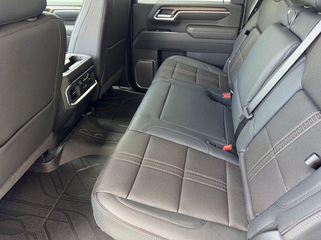 2026 Chevrolet Silverado 3500HD Crew Cab, Long Bed, High Country Dual Rear Wheel, RWD