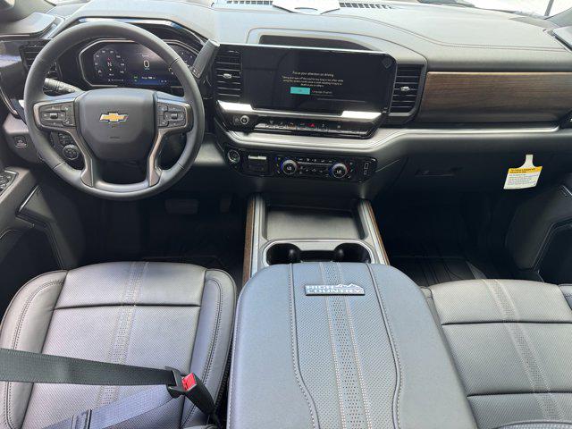 2026 Chevrolet Silverado 3500HD Crew Cab, Long Bed, High Country Dual Rear Wheel, RWD