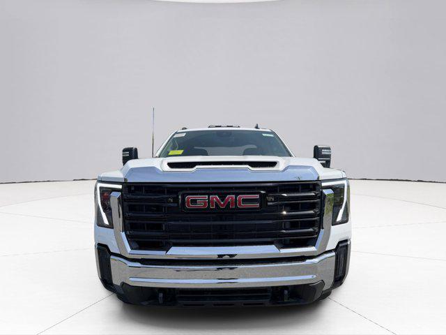 2026 GMC Sierra 2500HD Crew Cab, Long Bed, Pro, 4WD