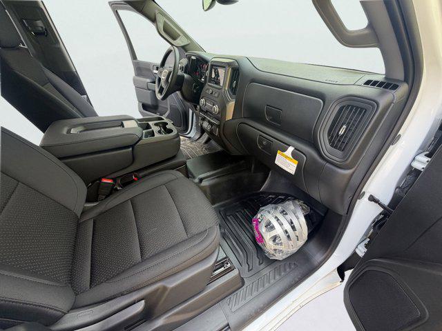 2026 GMC Sierra 2500HD Crew Cab, Long Bed, Pro, 4WD