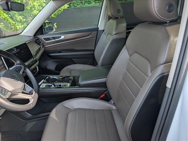 2025 Volkswagen Atlas 2.0T SEL