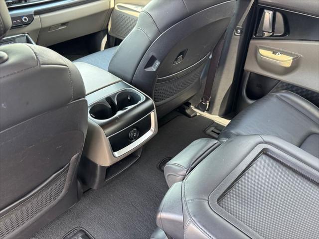 2025 Kia Carnival MPV LXS