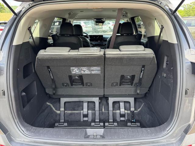 2025 Kia Carnival MPV LXS